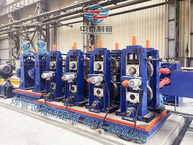 6.8不換模具方管設備 中泰.jpg